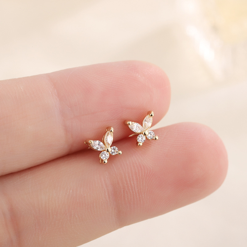 Simple Style Butterfly Copper Plating Rhinestones Ear Studs 1 Pair