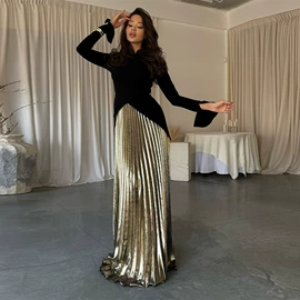 时尚休闲套装;连衣裙;毛衣