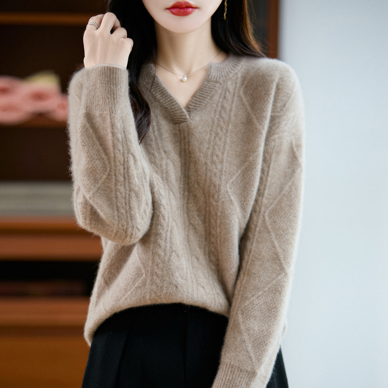 纯羊毛2025秋冬新女宽松v领套头加厚复古扭花打底针织衫外穿毛衣|undefined