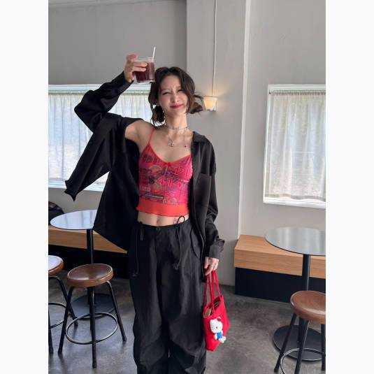 2025年新款泰式簡約嗲嗲甜辣彈力網紗吊帶背心多巴胺甜辣襯衫上衣