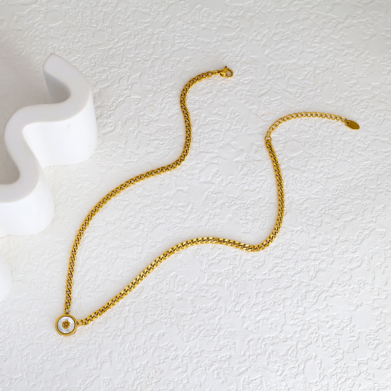 Collier ras de cou rétro géométrique en coquillage et strass_voghion.com