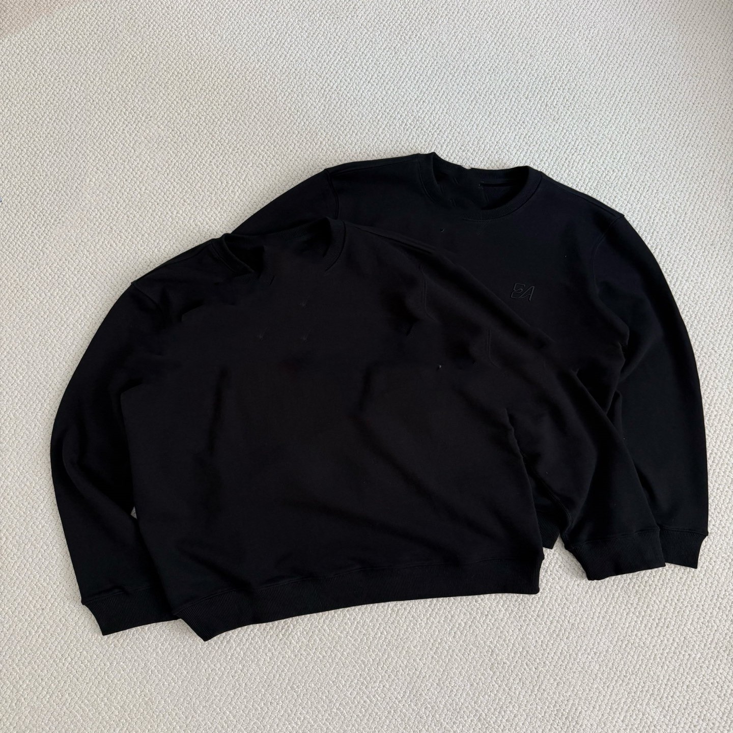 70640    New hooded sweatshirt