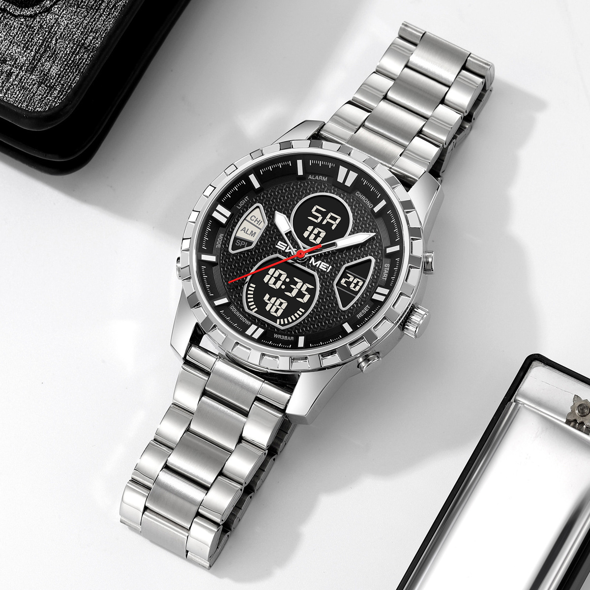 Reloj deportivo masculino de doble pantalla impermeable multifuncional de comercio exterior fábrica de personalización transfronteriza spot