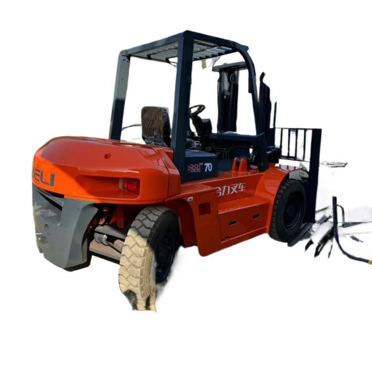 Buca carretilla elevadora de 7 toneladas de segunda mano, dos marcos elevados de 4 metros, garantía de venta a bajo precio.