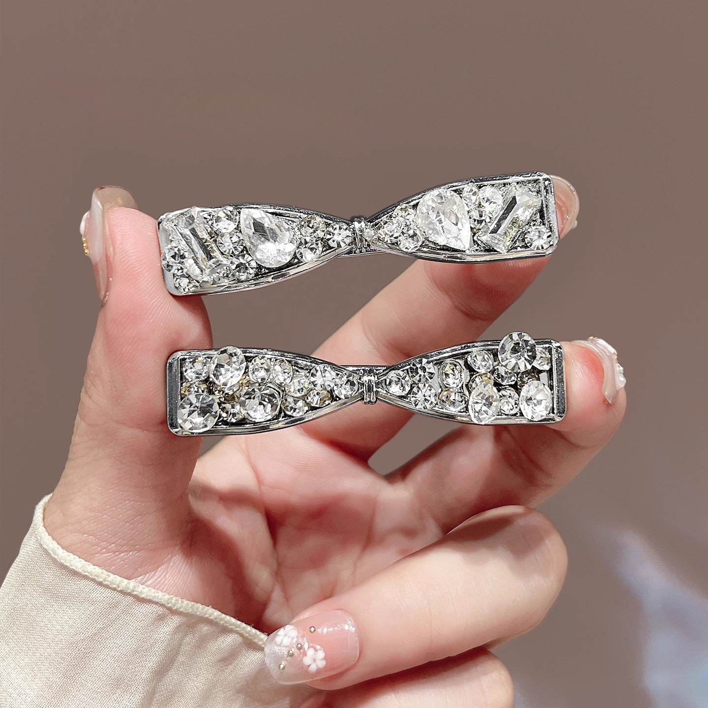 Glittrig strass hårklämma för sidolugg för kvinnor_voghion.com
