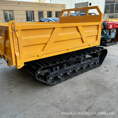 Yük maşınları Tiger, a Four-Wheel Drive Self-Unloading