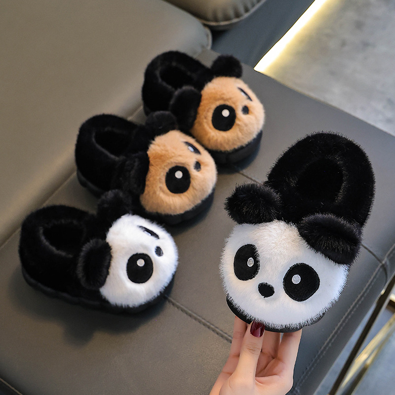 2025 nuevos zapatos de tacones de invierno para niños, niños y niñas, zapatillas de algodón cálidas y peluche panda para padres e hijos