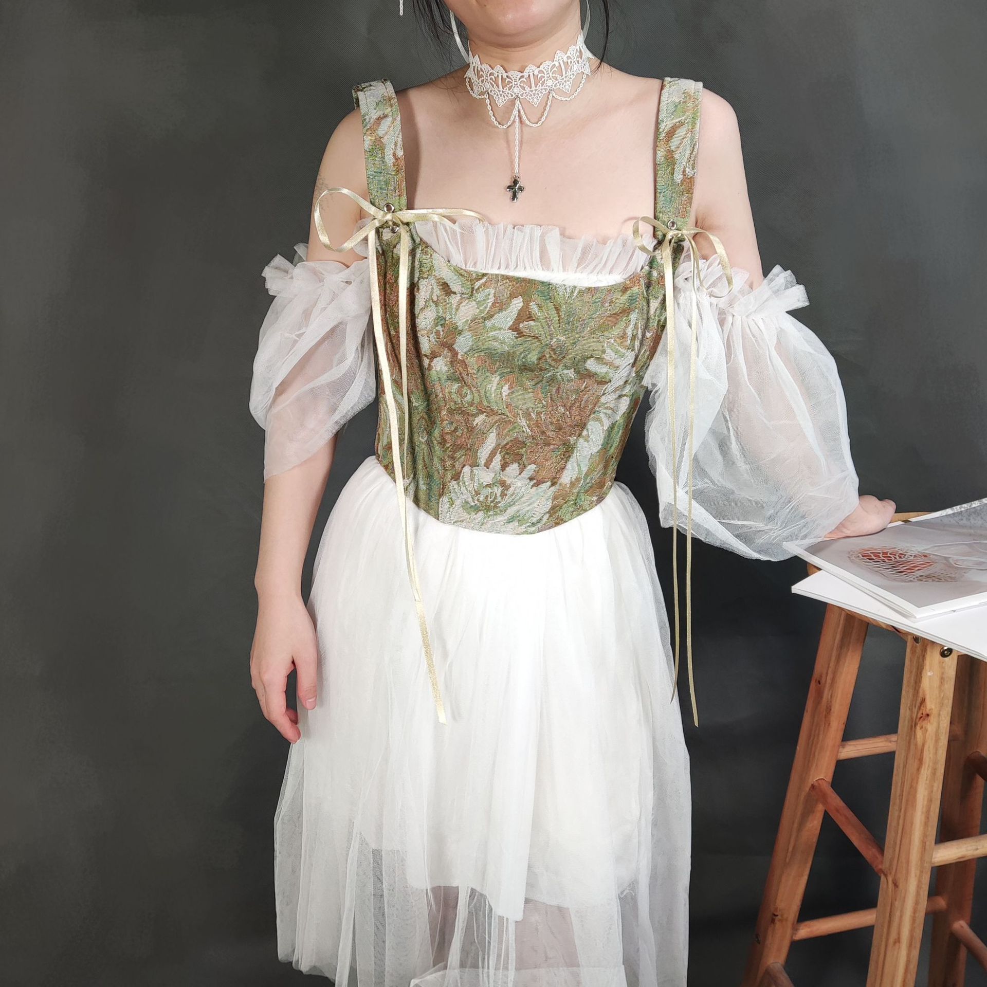 1101Green peony (1).jpg