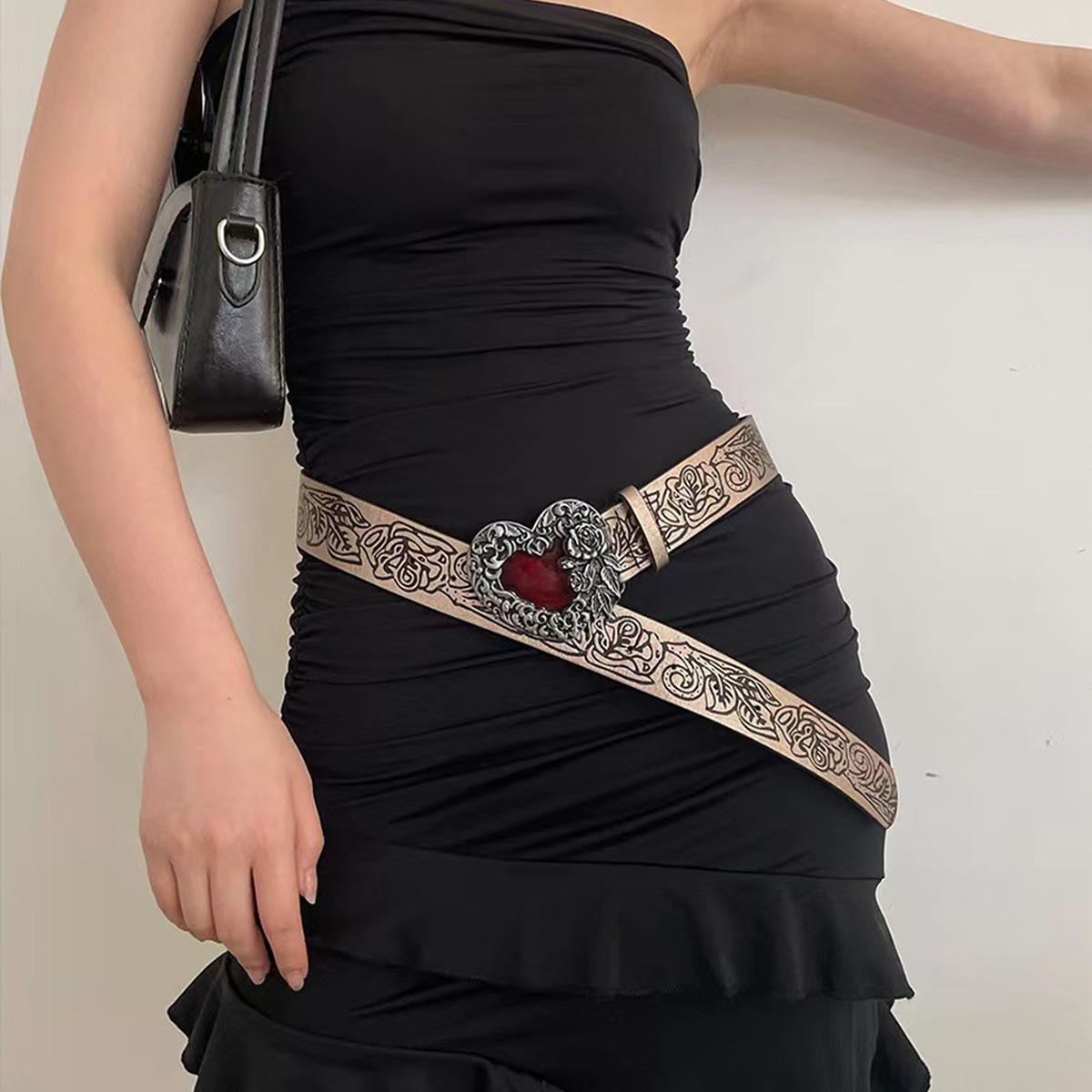 200g Weight Belt Classification 1 Piece Quantity Holiday, Daily Occasion Pu Leather, Alloy Material Heart Shape Pattern Women's Gender Cartoon Style, Sweet, Simple Style Style Cartoon Style Sweet Simple Style Heart Shape Pu Leather Alloy Women's Leather Belts 1