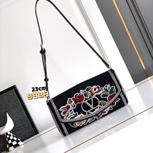 25�¿�̽��ŵ仨��ˮ�������߼���Ҹ�°����LԪ�ؿ羳�μ����