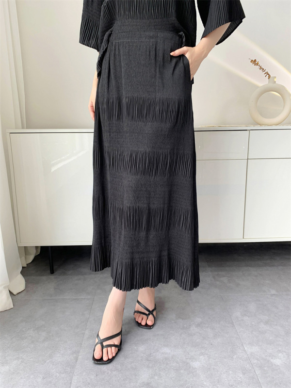 三宅風のハイエンドのしわのスーツの女性2025夏の新型の上着の半スカートの気質は年齢を減らして快適でカジュアルです。|undefined