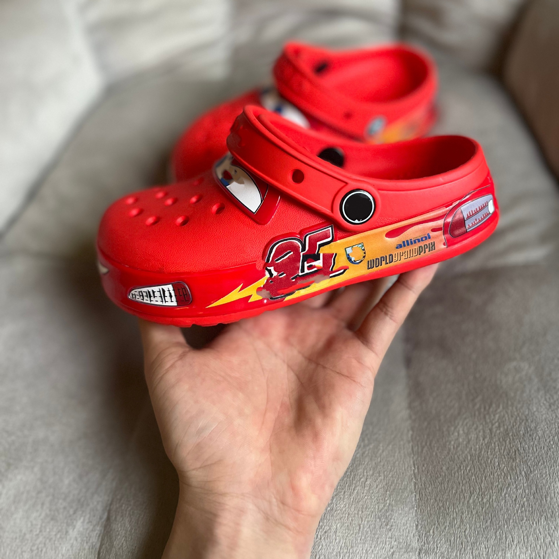 Children's Lightning LED McQueen 95 Car Summer Clogs for Boys and Girls, Baby Beach Outdoor Walking Shoes