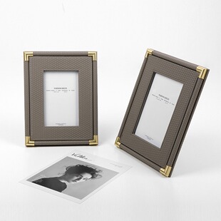 Simple Modern Home Light Luxury Woven Pattern Leather Photo Frame Model Room Bedroom Decoration Gray Metal Picture Frame Table