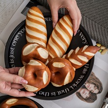 面包模型假全麦碱水贝果普雷结创意礼物装饰挂件美食拍照道具