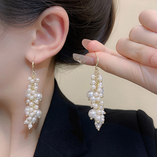 Chandelier Diamond Earrings with Tassel, Elegant and Stylish, High-end and Light Luxury, Pearl, Unique and Shiny, Fashionable Women's Earrings