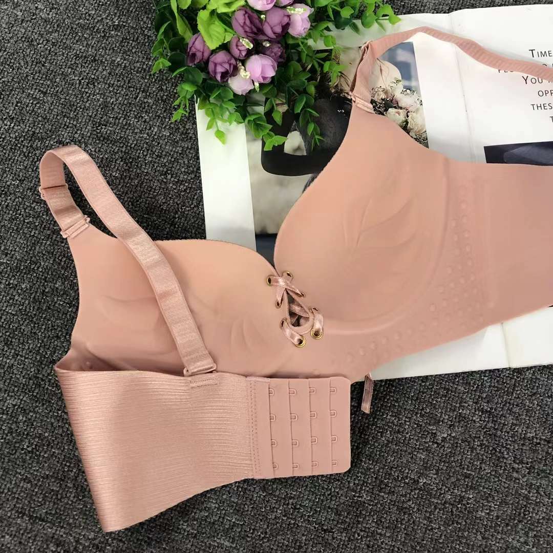 Nuevo sujetador sin costuras brillante colección de ropa interior pecho pequeño push up ropa interior cómoda push up sujetador sin costuras