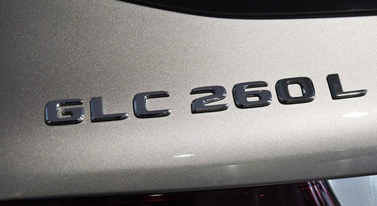 Suitable for Mercedes-Benz GLC260L, GLC300L, GLC43 AMG rear emblems, 4MATIC car logos, and lettered emblems