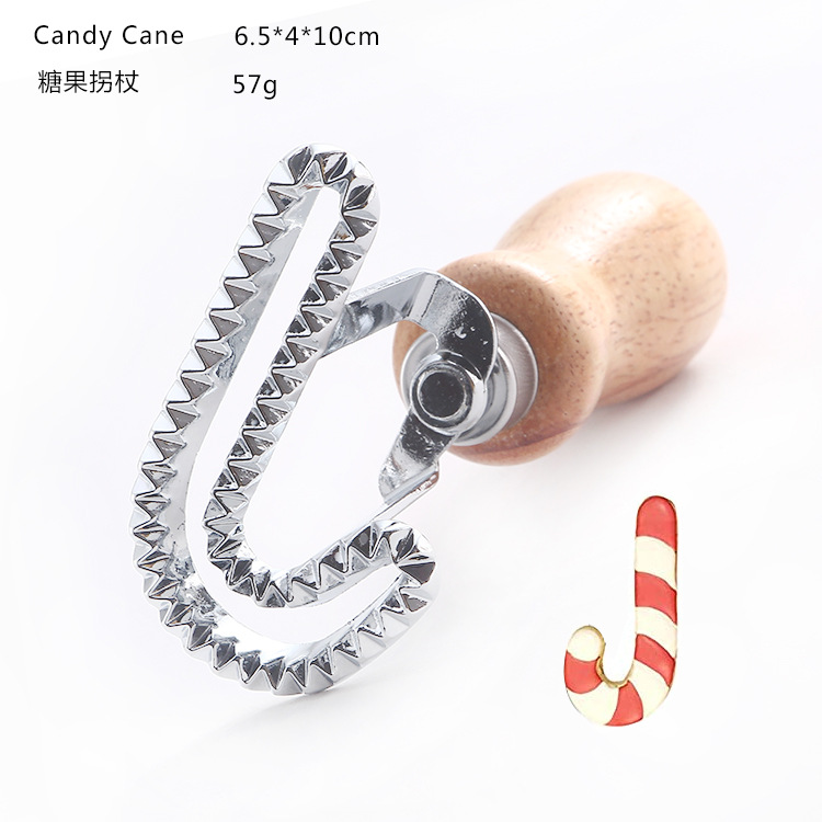 Dumpling encaje impresión aleación de zinc molde de galletas dumpling lado de la piel flor en relieve molde de galletas mango de madera rueda de cortador de pastel