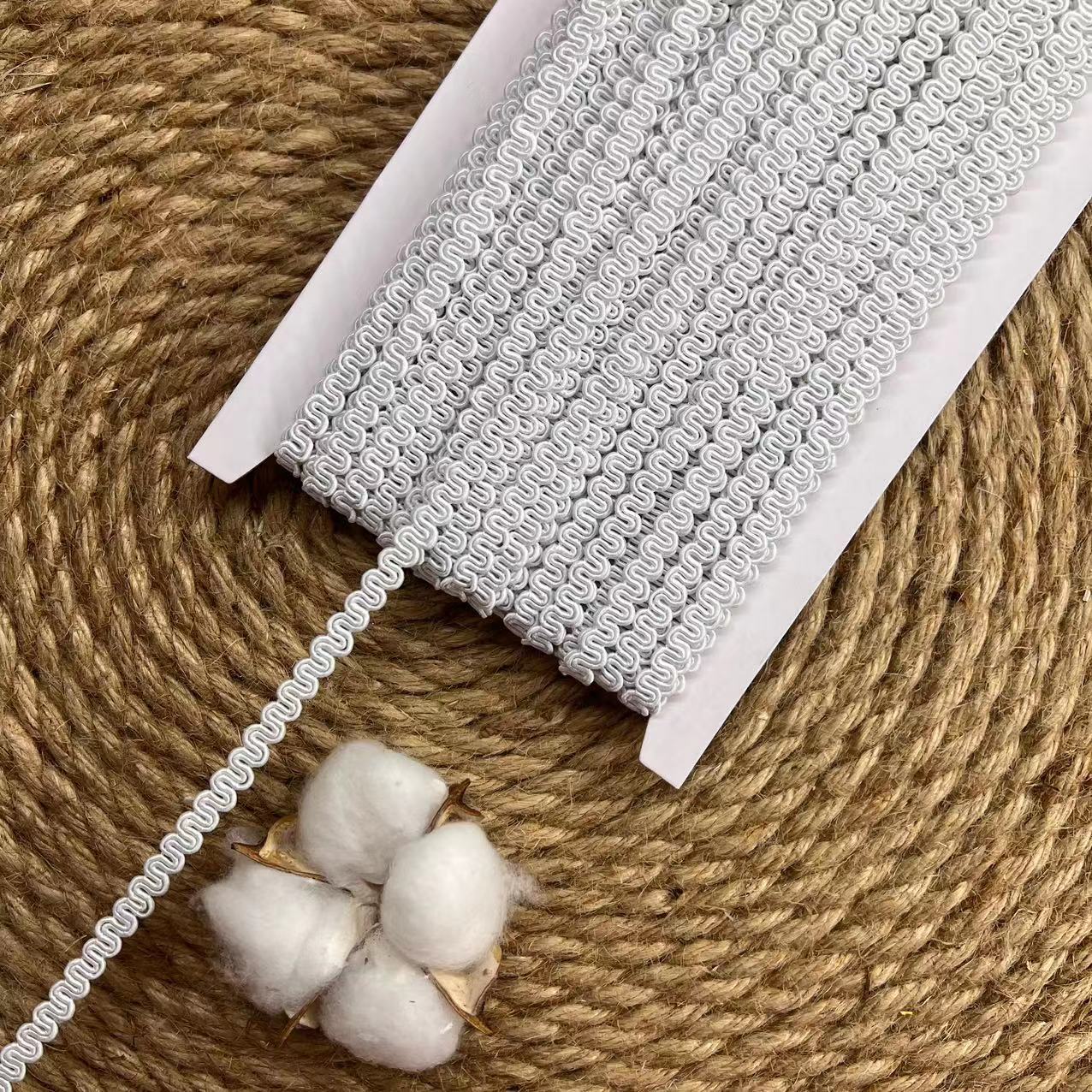 Cinta de Encaje de Hilo Dorado y Plateado de 0.5 cm de Poliéster para Ropa y Manualidades DIY