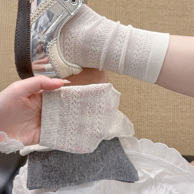 Spring and Summer Thin Socks for Women, Mid-Calf Pure Cotton Socks, Japanese Retro Patterned Slouch Socks, Korean Simple Style Breathable Socks Spring and Summer Thin Socks for Women, Mid-Calf Pure Cotton Socks, Japanese Retro Patterned Slouch Socks, Korean Simple Style Breathable Socks