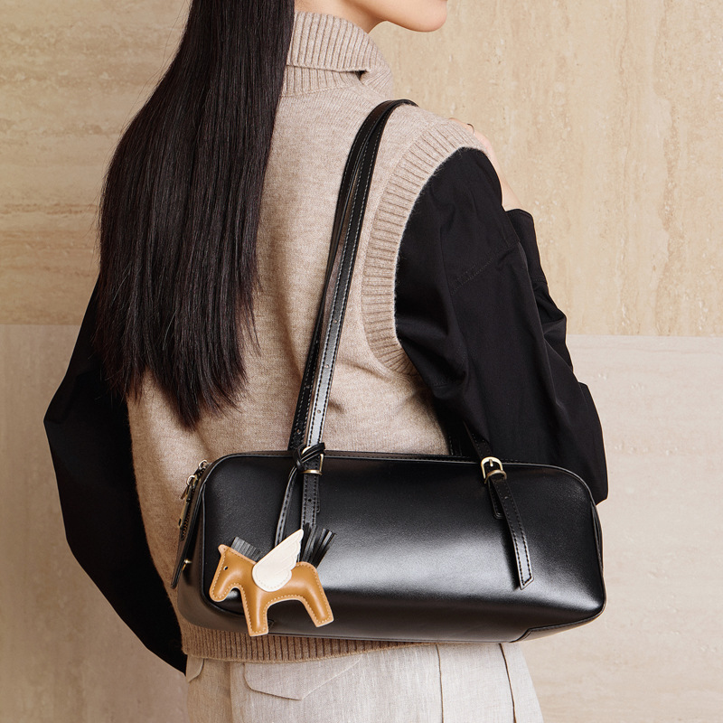 Genuine Leather Underarm Bag Retro Bowling Bag For Women Versatile Niche Vegetable-Tanned Top Grain Cowhide Handbag - Thumbnail 3