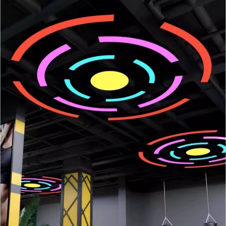 LED personalizado candelabros de arco redondo anillo red de café de Internet lámpara de gimnasio centro comercial supermercado industrial estilo de viento lámpara