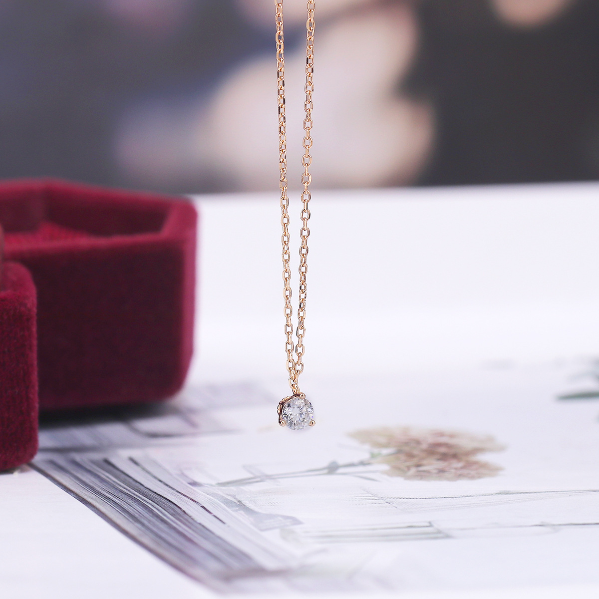 925 Sterling Silver Material 925 Sterling Silver Moissanite Cable Chain Geometric Pendant Necklace