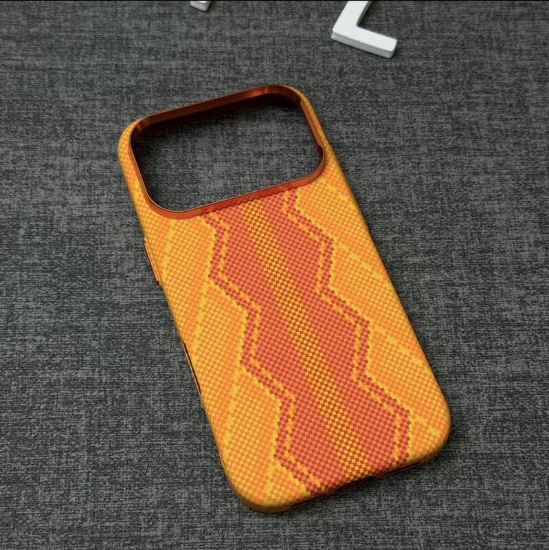 Red Snake Scepter Is Suitable for iPhone 17 Promax Kevlar Skin-Feel Magnetic Phone Case Apple 16 Full-Cover Hard Case
