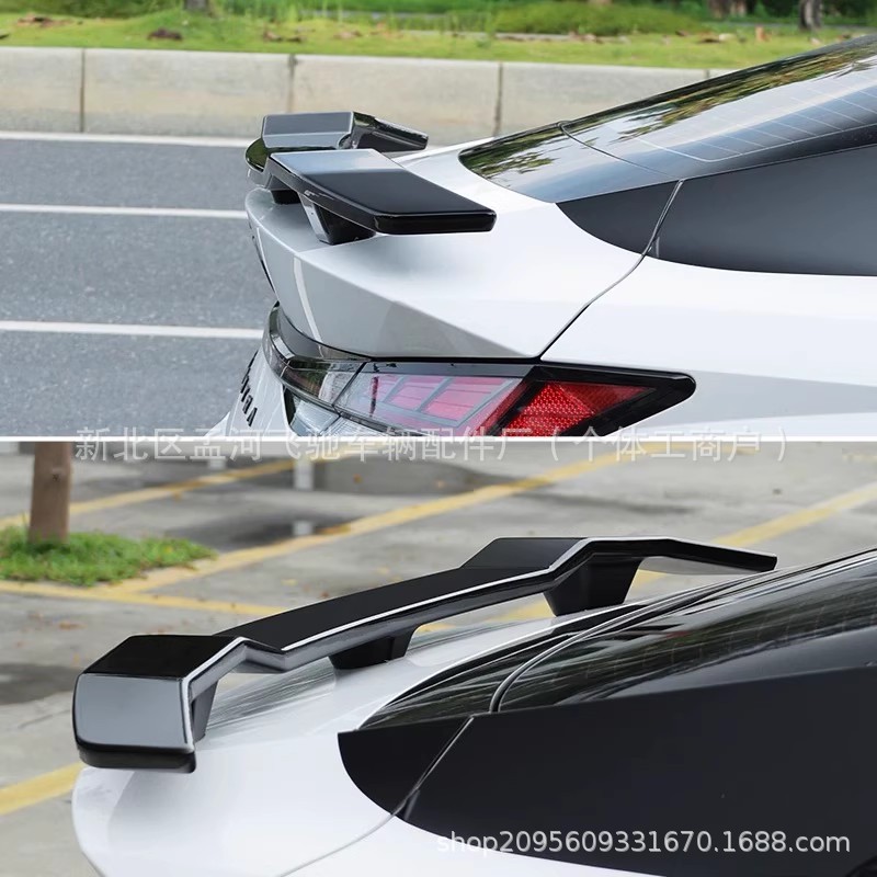 New Hot-Selling Universal Car No-Drill Rear Wing for Hatchbacks and Sedans, Gt Carbon Fiber Color Aircraft-Style Rear Wing Spoiler