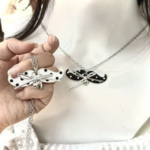 �nϵins���c���Ӻ����Y��Ů��sС���L��߼����OӋ���