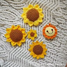 成品手工编织向日葵花头毛线叶子花束材料服饰配件太阳花装饰礼物