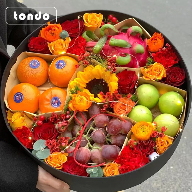 Seven Stars Valentine's Day Influencer-Approved Sunlight Rose Packaging Box: Round, Transparent, with a Surprise Opening Window—Perfect for Fruits and Flowers!