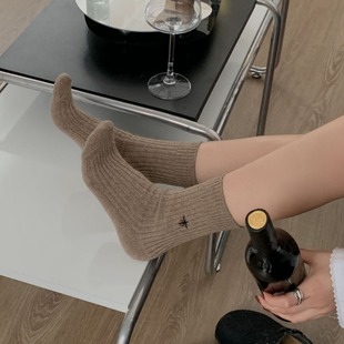 �ﶬ���nС�۷�̽���Ͳ�m��ë��ë�ﶬ�m��Ů���Ա�ů��Ѷ��m