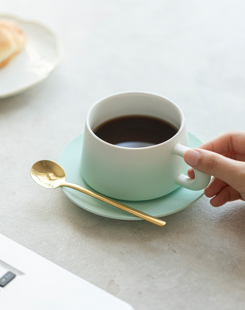 Modern Minimalist Ceramic Coffee Cup And Saucer Set_voghion.com