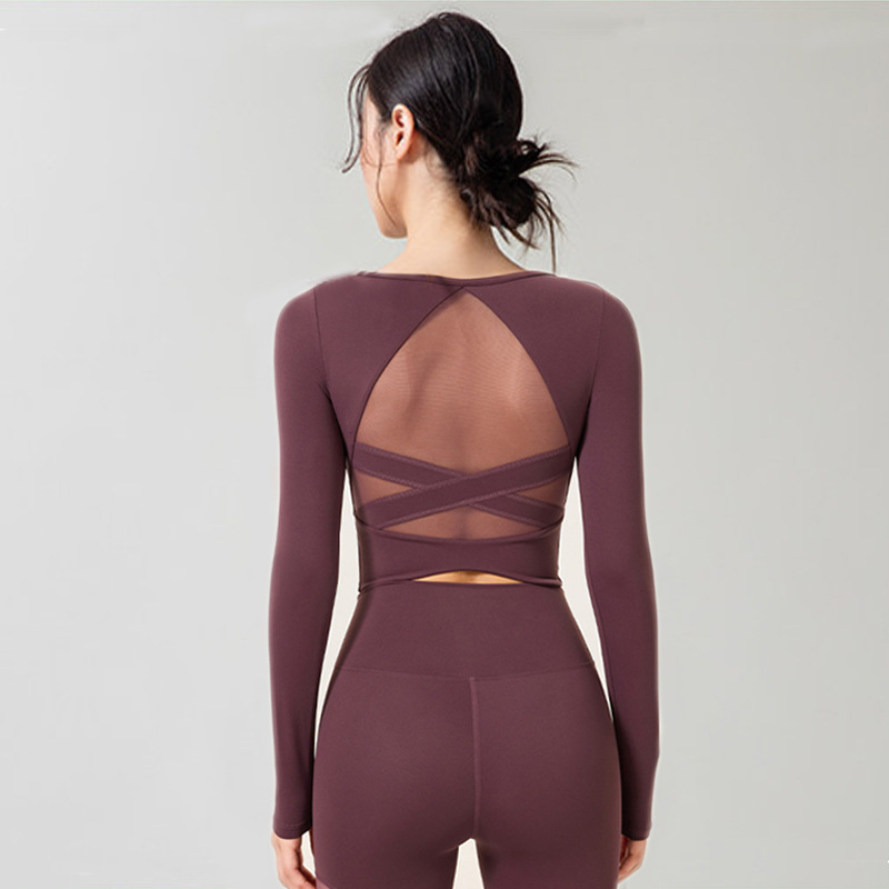 New Style Sports Long-Sleeved Slim-Fitting Yoga Top with Chest Pads, Shock-Proof, High-Intensity Running Fitness Top for Women New Style Sports Long-Sleeved Slim-Fitting Yoga Top with Chest Pads, Shock-Proof, High-Intensity Running Fitness Top for Women