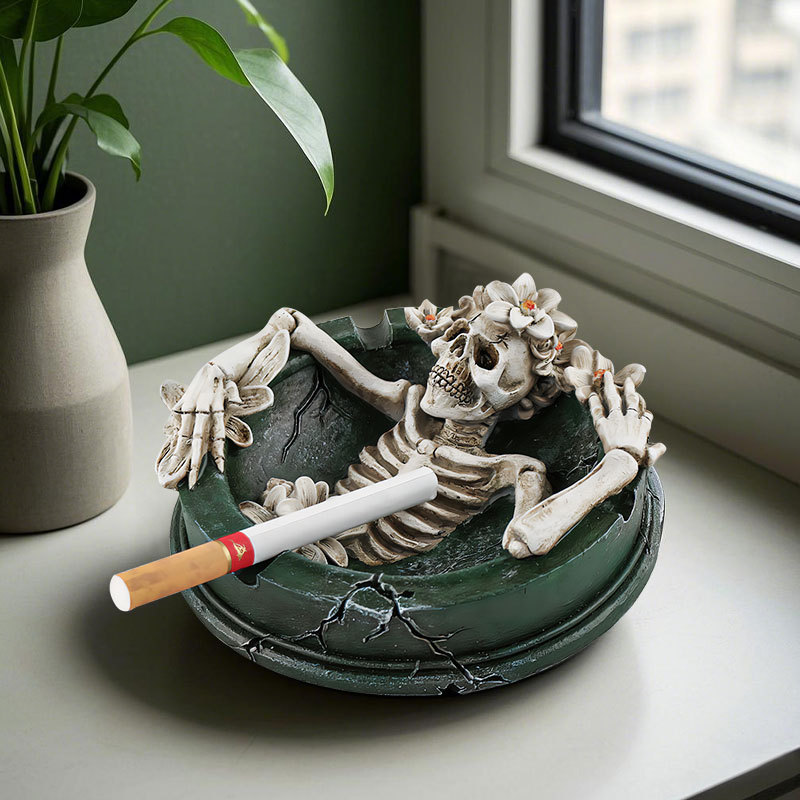 Overseas Unique Flower Decoration Skull Resin Ashtray Home Office Desktop Decoration Atmosphere Ornaments