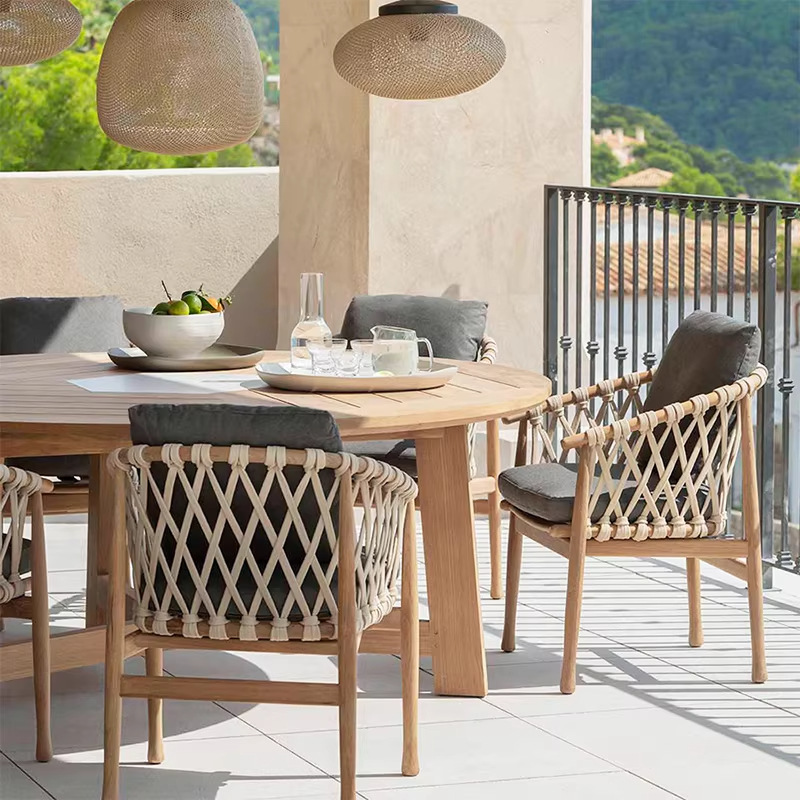 Mesa y silla de teca al aire libre Villa patio silla de caña Mesa y silla de comedor de madera maciza Muebles combinados silla de jardín silla de balcón silla de caña
