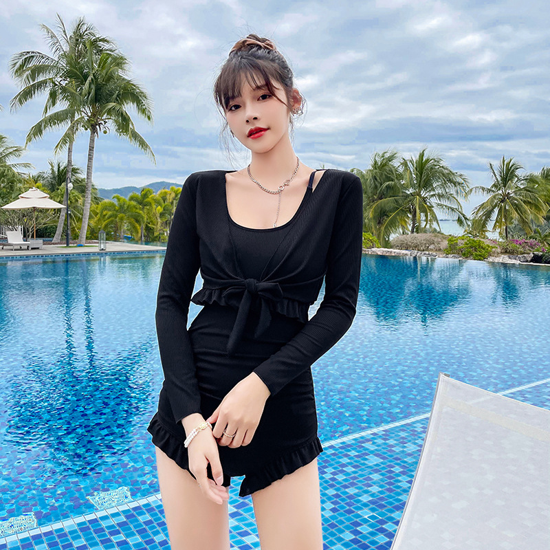 泳衣女2021新款性感连体罩衫保守遮肚显瘦韩国ins风小胸聚拢泳装