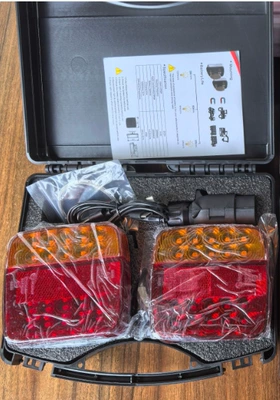 Us Standard 7-Pin New Model Trailer Tail light - wireless-trailer-light-european-standard-set