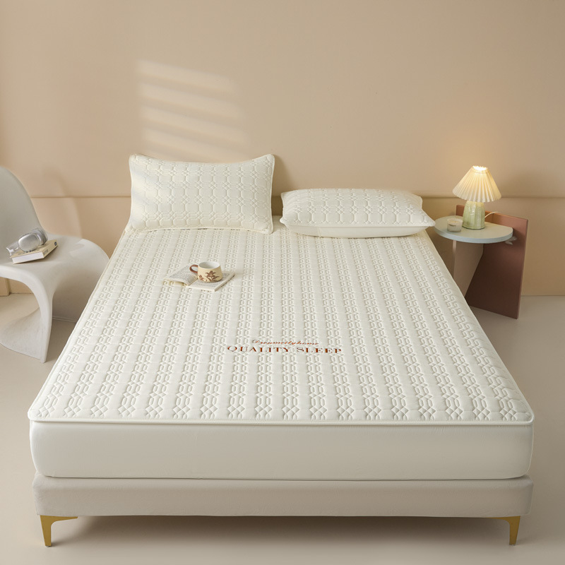 Wholesale Three-Piece Quilted Fitted Sheet Set for Foreign Trade, Solid Color Embroidery, Thickened Fitted Sheet, Cross-Border Dustproof Mattress Protector Cover