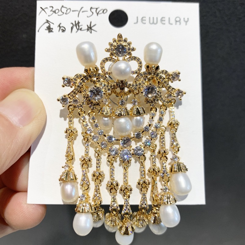Qianyu silver Vintage Palace style freshwater pearl tassel crown brooch gold plated counter quality pin