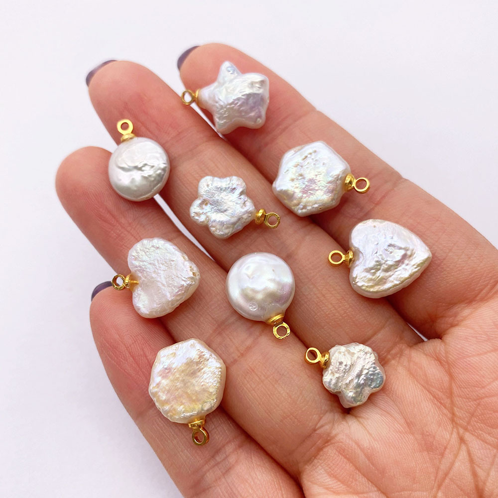 3g Weight 1 Piece Freshwater Pearl Heart Shape Flower Pendant