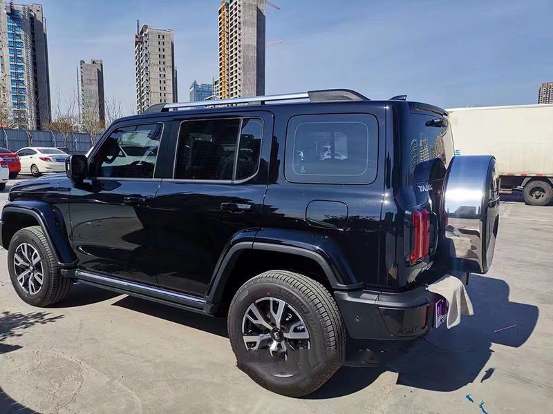 Suitable for tank 300 stainless steel spare tire cover special modification Weipai spare tire shell exterior trim tire cover off-road vehicle