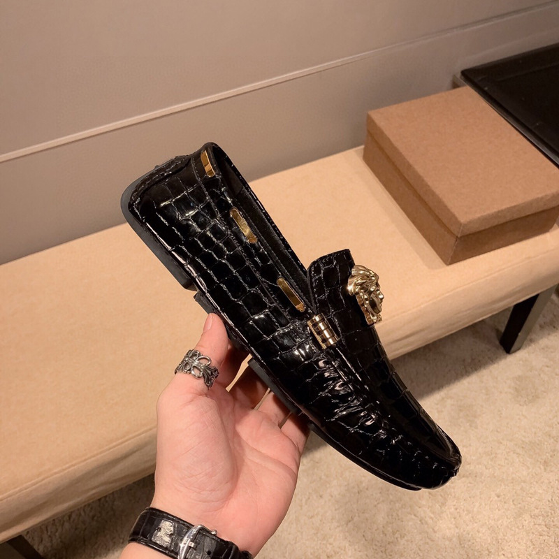 Zapatos Doudou para hombre 2025 nuevos zapatos de cuero para hombre de charol casual de lujo de alta gama zapatos para hombre con personalidad británica de moda para hombre