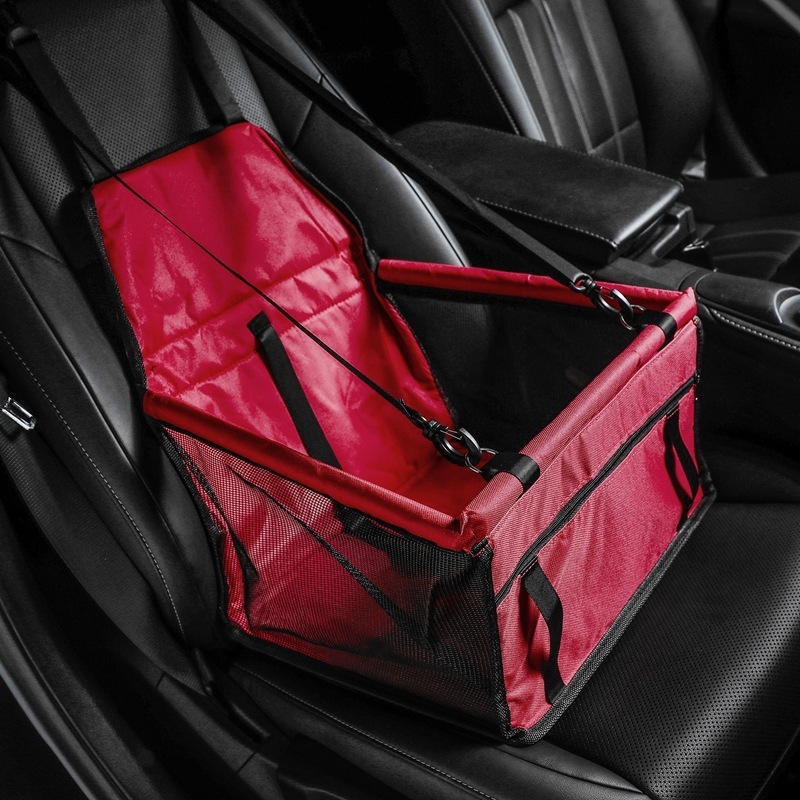 PVC 파이프가 있는 빨간색