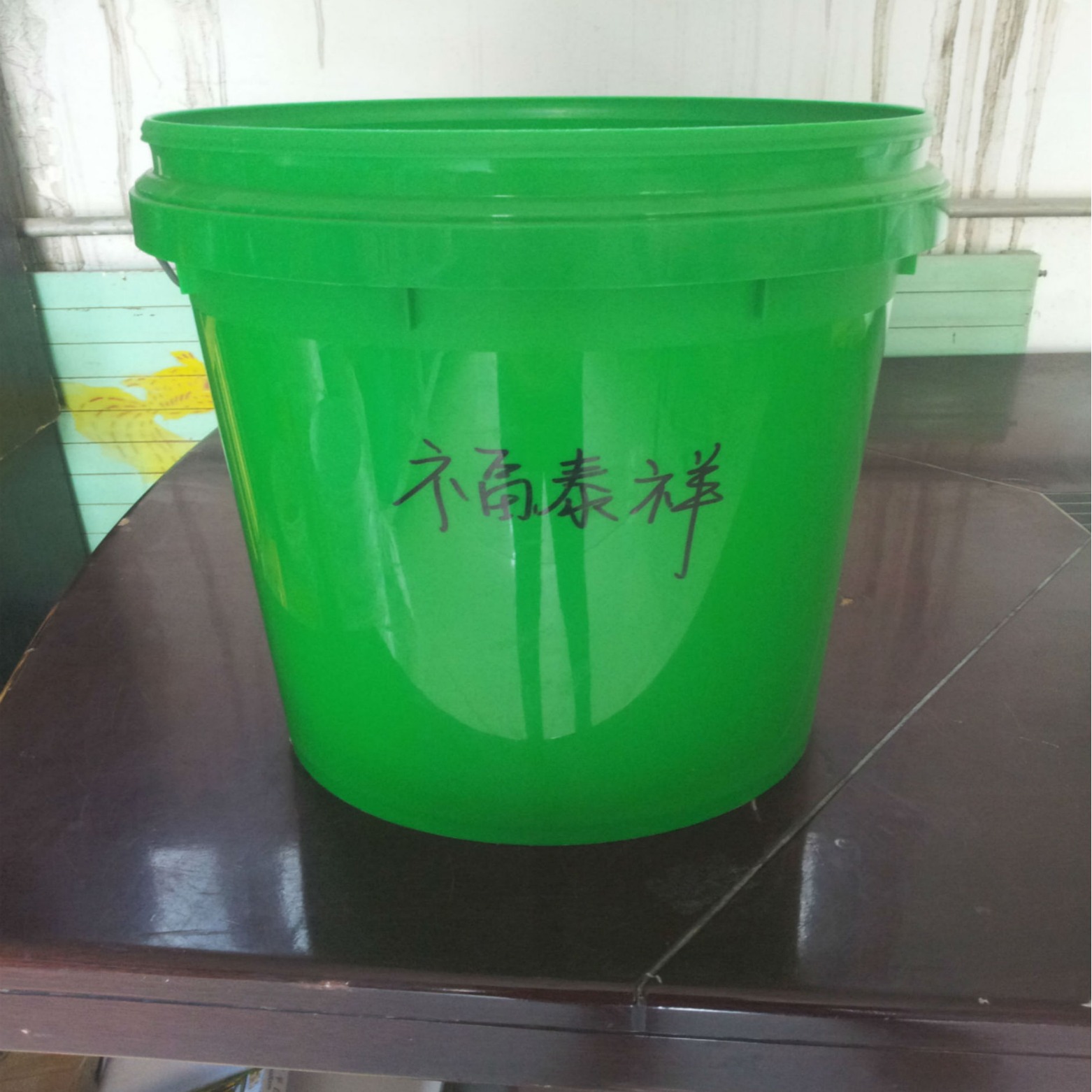 山东福泰祥供应塑料桶 10L黄桶 润滑油桶 防冻液桶 尿素溶液桶