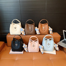 �μ���¿�r��������ˮͰ���ٴ�˻@��ĸ�����s����μ�б���