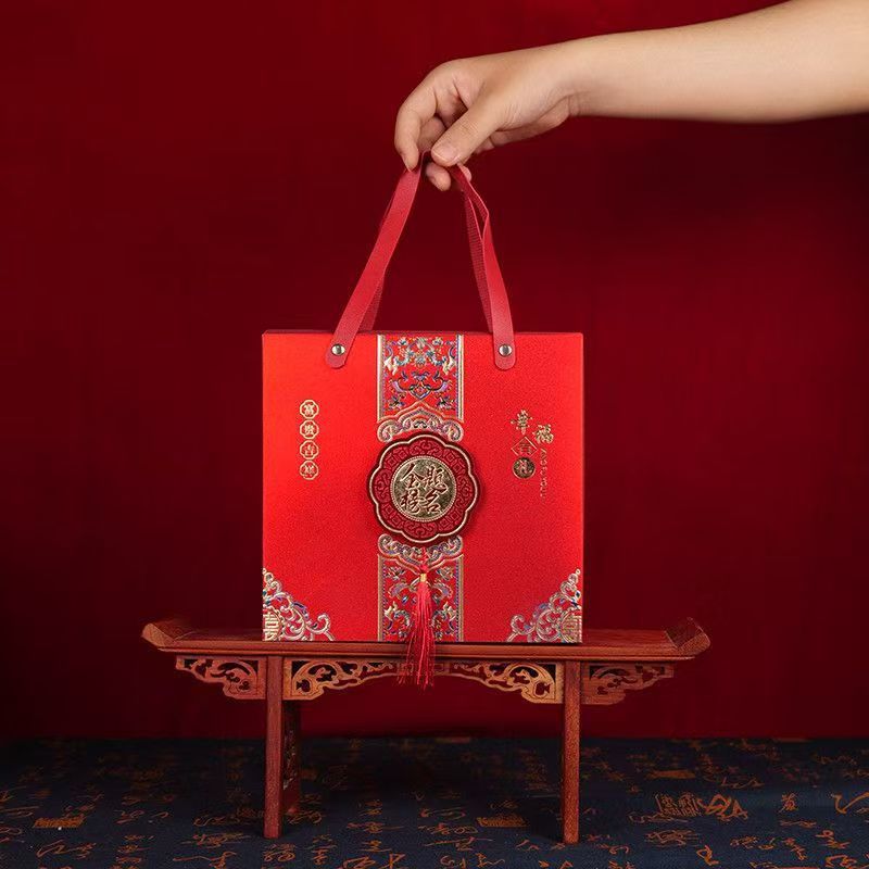 新しい中国風のゴールデンリストギフトボックス、ウェディングキャンディーギフトボックス、折りたたみ式空箱、先生宴会ギフトバッグ|undefined