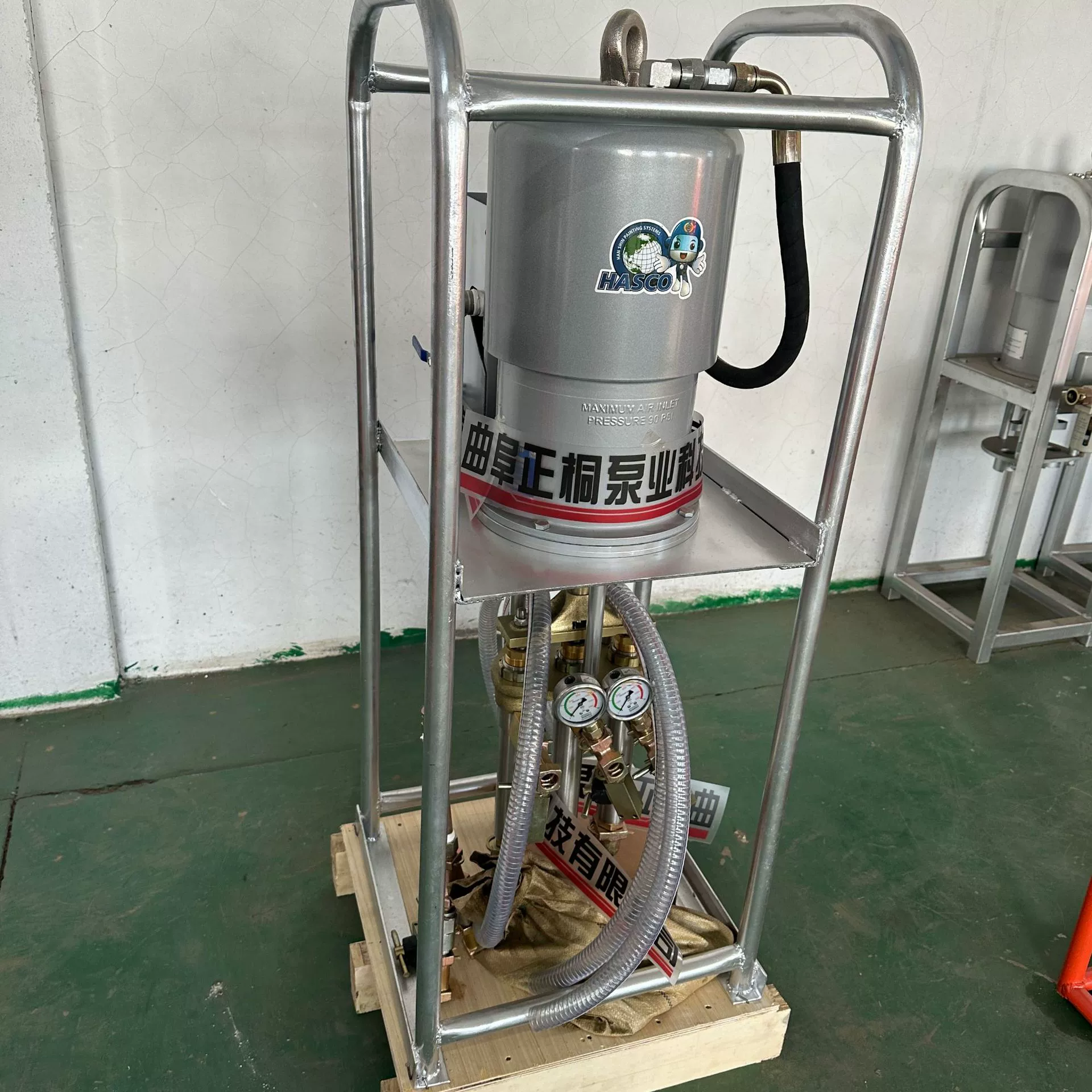 Трехцилиндровый двухжидкий мульти-пропорциональный вертикальный пневматический насос для впрыска ZZQ-0.72/10 угольных шахт полимерных материалов