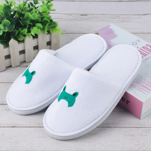 Disposable children's slippers cartoon coral fleece fabric hotel homestay inn travel home hospitality wholesale